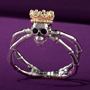 Skull crown ring, size 6, Charmed Aroma